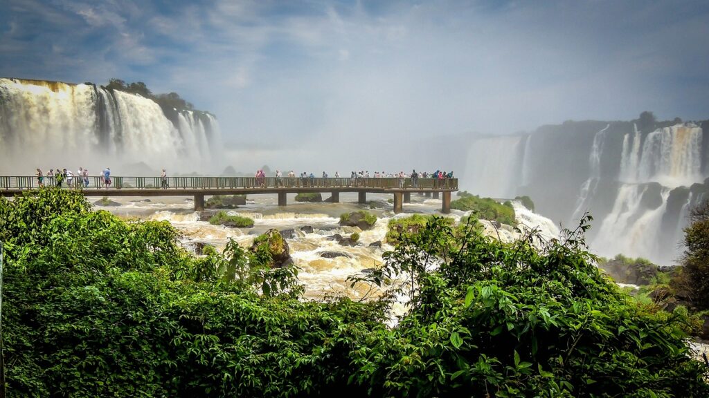 iguassus-mouth-511500_1280